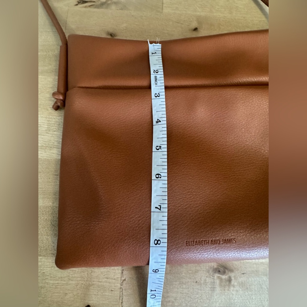 Elizabeth and James Tan Crossbody purse - Picture 10 of 12